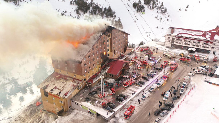 Turizm Bakanı Mehmet Nuri Ersoy, Ahmet Hakan’ın sorularını yanıtladı: İtfaiye uyarsaydı o otel kapatılırdı