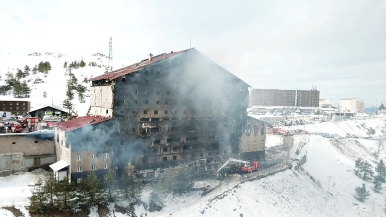 Yangın faciasında tutuklu sayısı 18e yükseldi.... Bakan Yerlikaya duyurdu: O vicdansızlar yakalandı