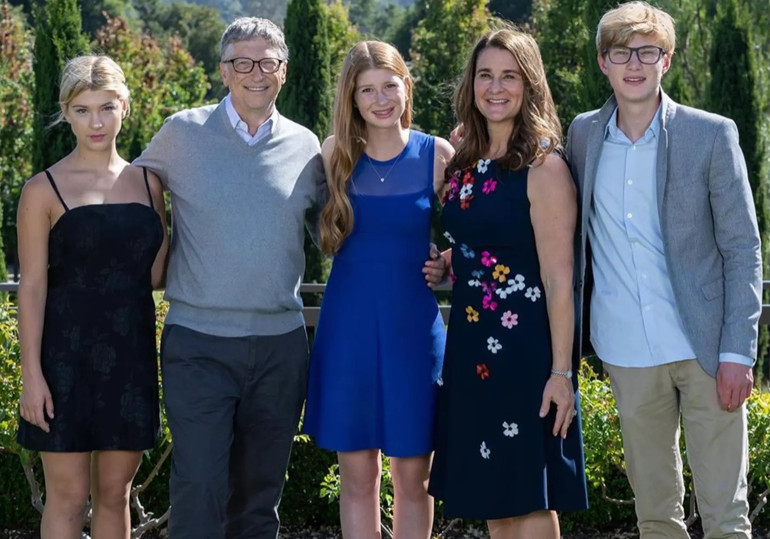 Tarihin en pahalı boşanmasına imza atmışlardı… Ünlü milyarderden geç gelen itiraf: Hayatımın en büyük hatasıydı