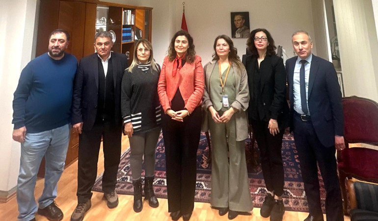 Stuttgart Başkonsolosu’ndan çifte vatandaşlık hakkında detaylı bilgilendirme