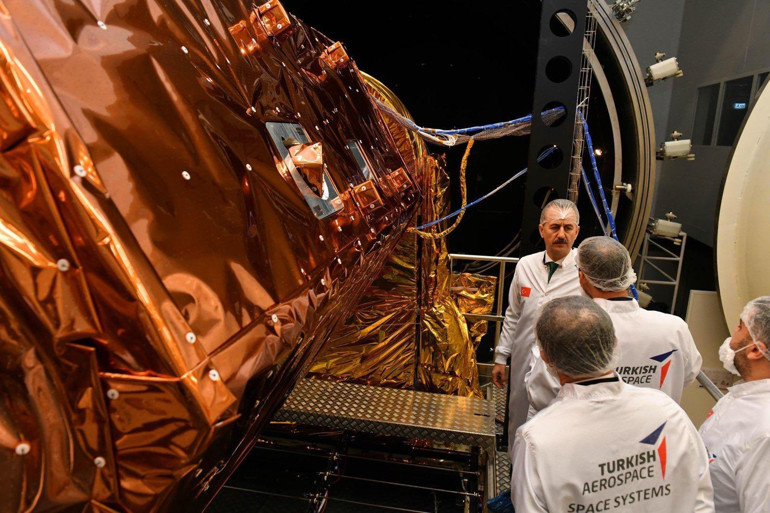 Savunma Sanayii Başkanı Haluk Görgün, GÖKTÜRK-Y projesinde gelinen son durumu inceledi