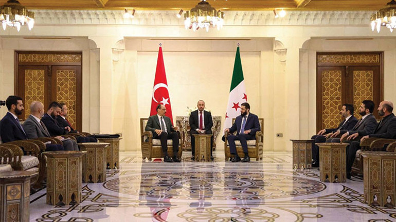 Son dakika... MİT Başkanı Kalın, Şamda yeni yönetimin lideri Şara ile görüştü
