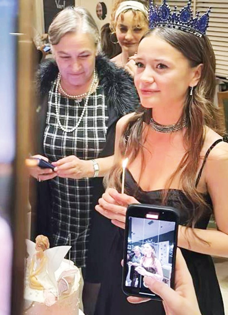 Bilge Öztürkten tartışma yaratacak sözler: Çocuğu değil özgürlüğü seçtim