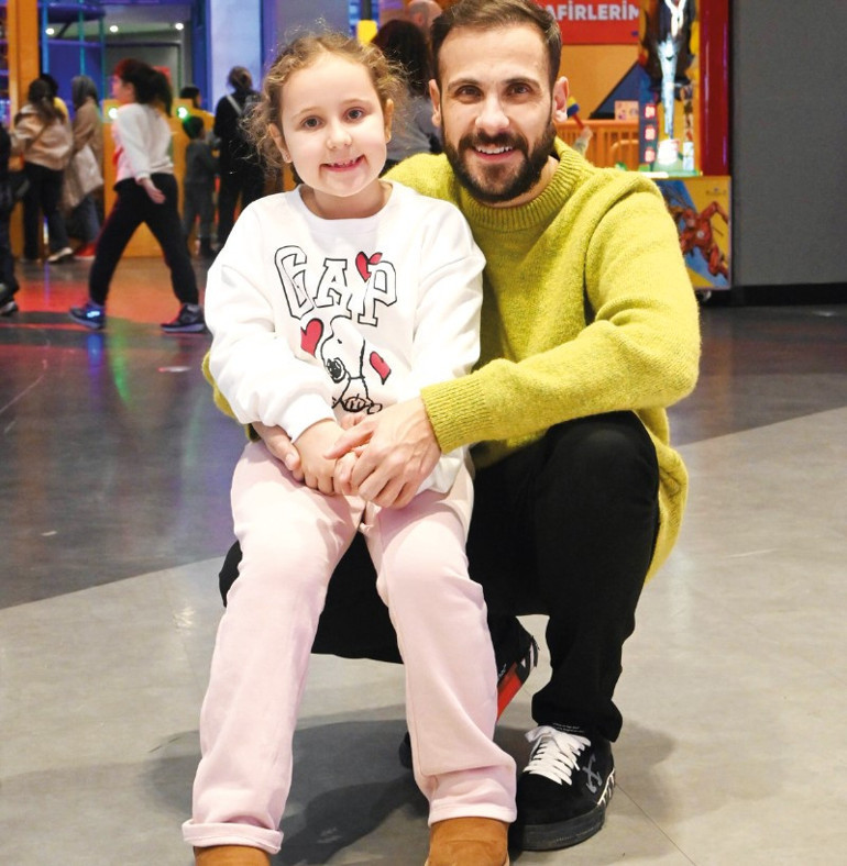 Bilge Öztürkten tartışma yaratacak sözler: Çocuğu değil özgürlüğü seçtim