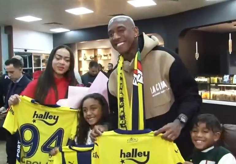 Son dakika: Fenerbahçe açıkladı, Anderson Talisca İstanbula geldi