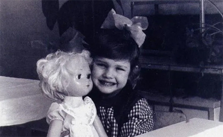 Pazarda tezgah açtığı günler çok geride kaldı... En zenginlerden biriyle evlendi: Artık çalışmasına bile gerek yok