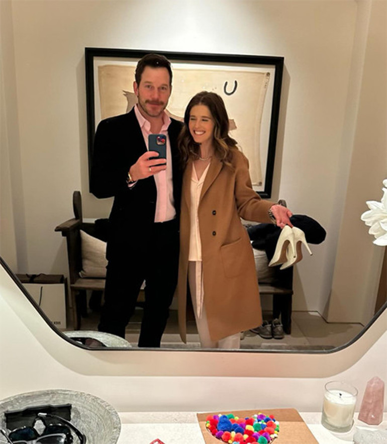 Beş yıllık evlilikte üçüncü bebek İki kızın üstüne bir de erkek geldi... İşte ünlü oyuncunun yeni torunu