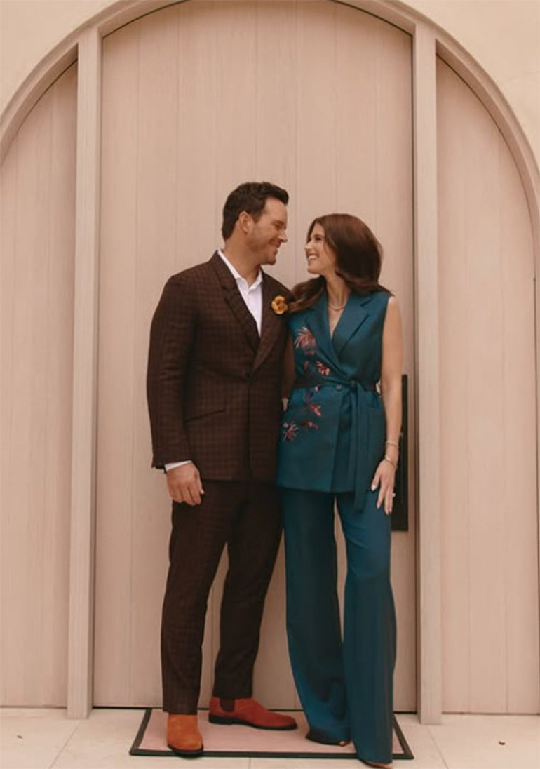 Beş yıllık evlilikte üçüncü bebek İki kızın üstüne bir de erkek geldi... İşte ünlü oyuncunun yeni torunu