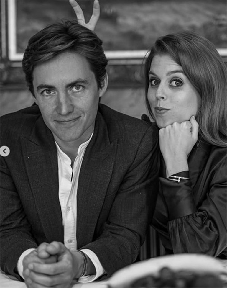 Beş yıl önce sessiz sedasız evlenmişlerdi: Ünlü çifte yeni bebek geldi... İki öz bir üvey, şimdi oldu üç çocuk