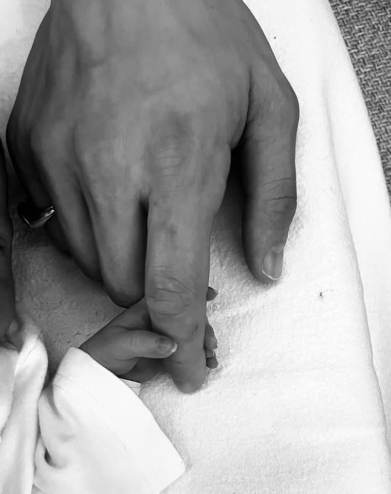 Fotoğraf çekiminden 24 saat sonra oğluna kavuştu