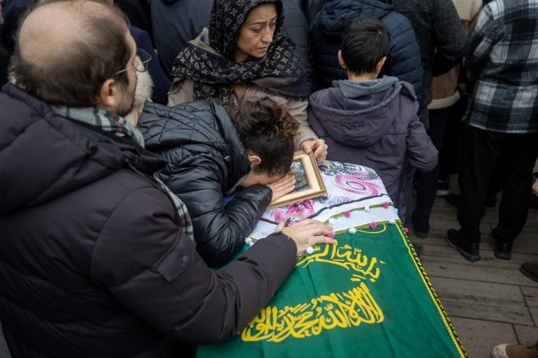 İş adamı Rıfat Doğan Kartalkayadaki yangın faciasında eşini ve kızını kaybetmişti... Lalinden son mesaj: İyi geceler babacığım