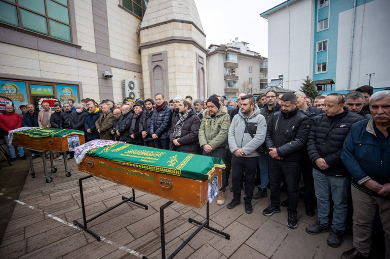 İş adamı Rıfat Doğan Kartalkayadaki yangın faciasında eşini ve kızını kaybetmişti... Lalinden son mesaj: İyi geceler babacığım