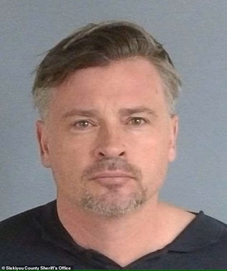 Ünlü dizinin ‘laneti’ sonunda onu da buldu… Hem tutuklandı hem hayranlarını şaşkına çevirdi: Sana ne oldu böyle