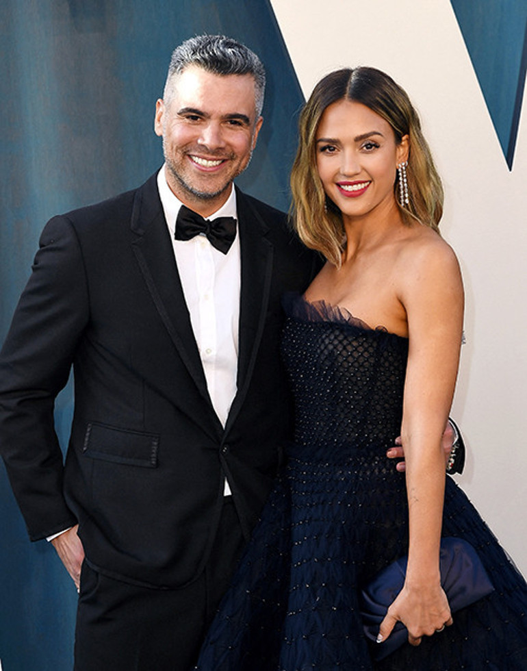 Ünlü çiftin evliliği bitti... Güzel oyuncunun dostları rahatladı: Boşanmakla en iyisini yapıyor