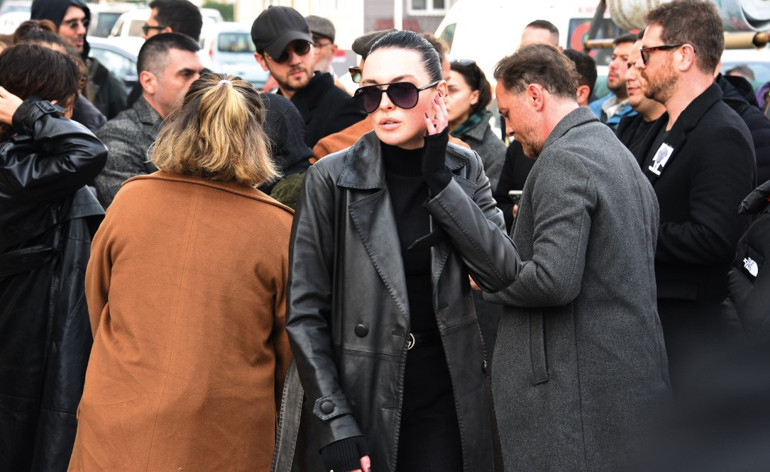 Aras Bulut İynemliden babasına son görev