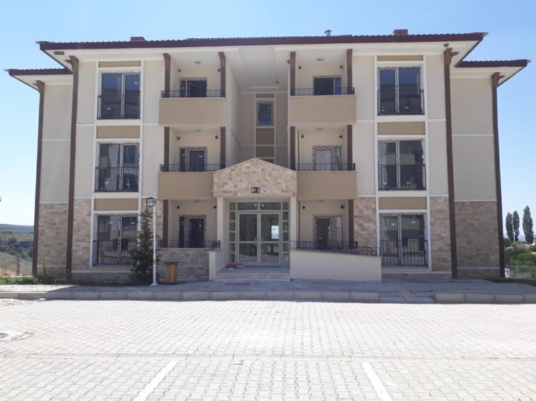 Bakanlıktan sosyal konut hamlesi: 81 il valiliğine yazı gönderildi... Anayasadaki konut hakkı vurgusu