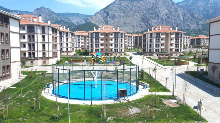 Bakanlıktan sosyal konut hamlesi: 81 il valiliğine yazı gönderildi... Anayasadaki konut hakkı vurgusu