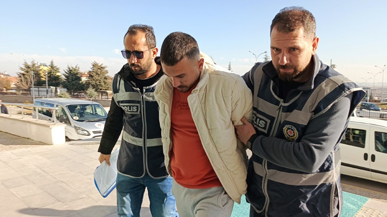 Karamanda korkunç tuzak Eşiyle ilişki yaşadığı iddiası ile hastane müdürüne dehşeti yaşattı: Nasılmış, sapıklık yapmak