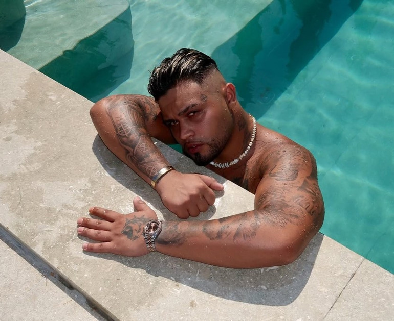 Rap’çi Lvbel C5,in “HavHavHav” adlı şarkısı şikayet ettiler