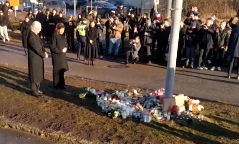 İsveç’teki saldırı nedeniyle AB Komisyonu’nda bayraklar yarıya indirildi