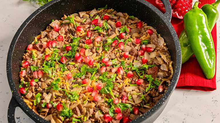 Kuzu etinin mantarlı serüveni: Mantarlı kuzu et tava