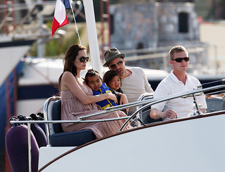 Sevgilisiyle ciddi düşünüyor... Şimdi sıra eski karısına yalvarmaya geldi: Lütfen bana yardım et