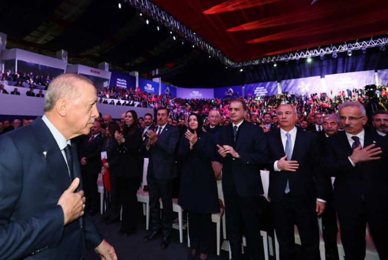 6 Şubat depremleri anma programı | Cumhurbaşkanı Erdoğan: Deprem bölgesini ayağa kaldırıyoruz