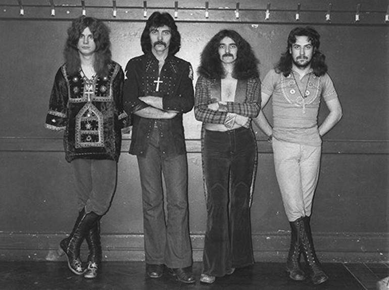 Sahneye çıktığında yerinde duramazdı... Şimdi bakıma muhtaç hale geldi... Ünlü şarkıcı artık son vedaya hazır