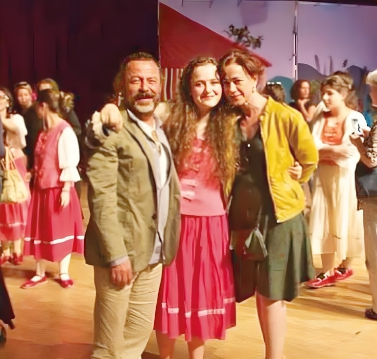 İngiltere’de eğitim aldı Anne babasının izinde...