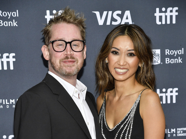 14 yaşında emekli olmuştu… Eski çocuk yıldız artık bir aile babası…