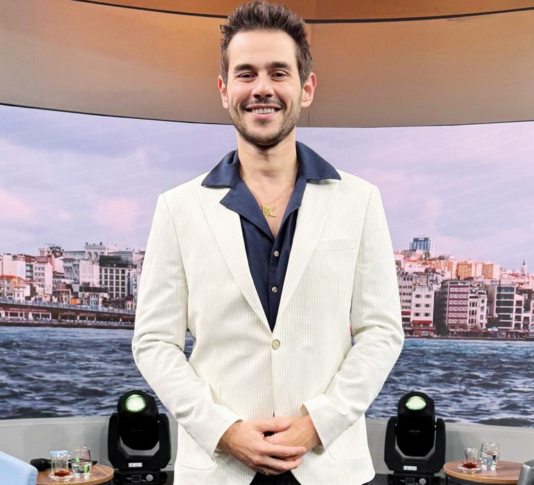 Hadise çok kızdı: Sabahın 5’inde bu sorulur mu