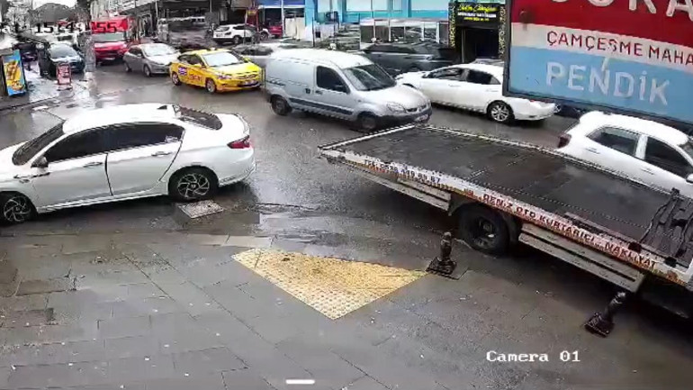 Aynasını kırdığı sürücü ezmişti... Pendikte kurye yaşadığı dehşeti anlattı