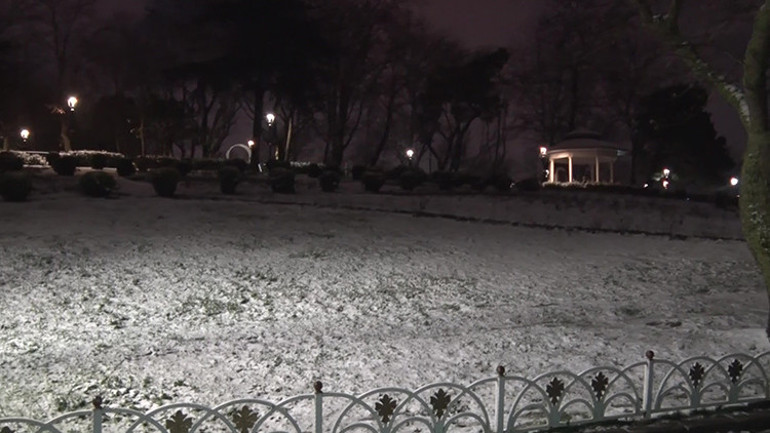 İstanbul Valiliği uyarmıştı: Anadolu Yakasında kar yağışı etkili oluyor