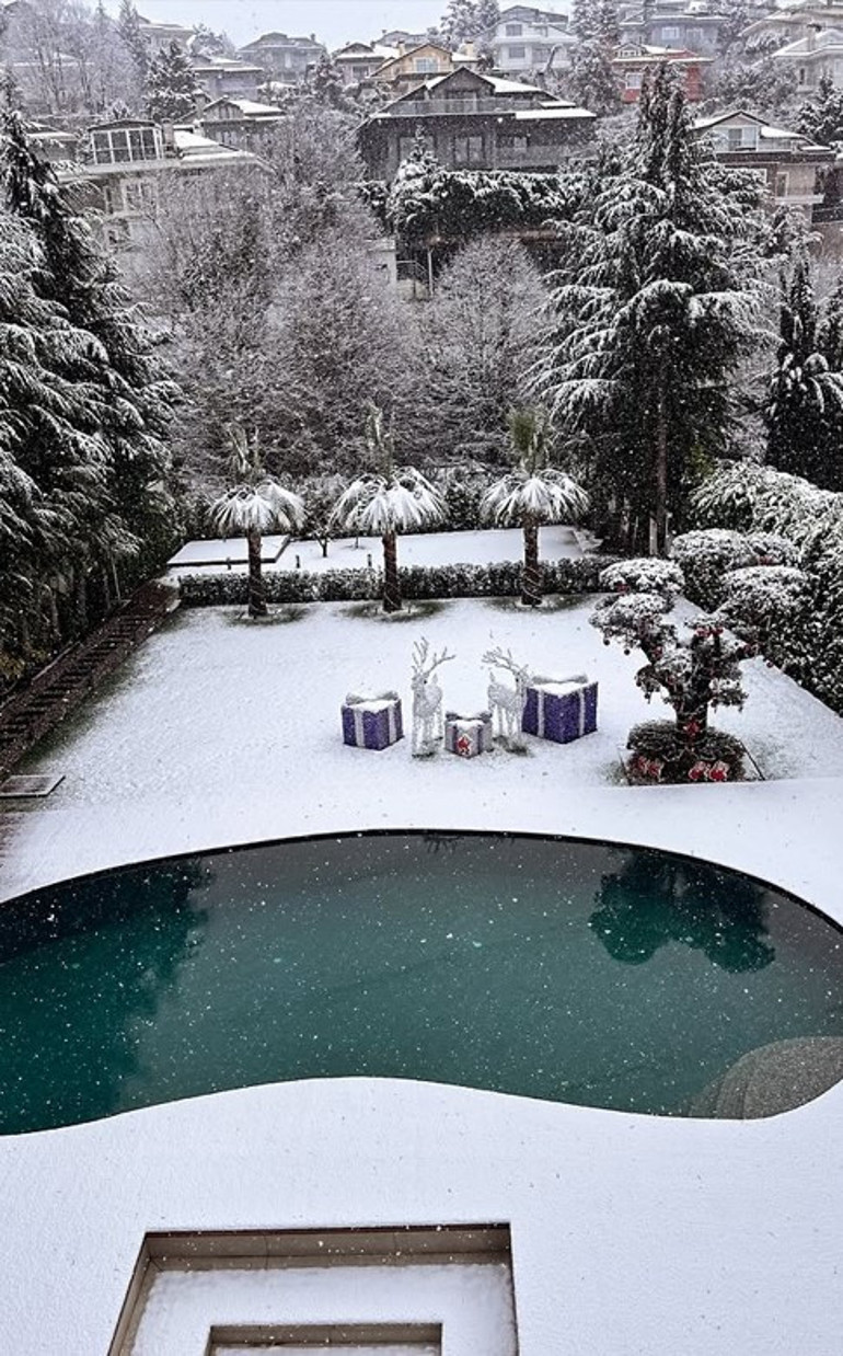 Ünlü sunucu lüks evinden paylaştı: Sabah bu manzaraya uyandık