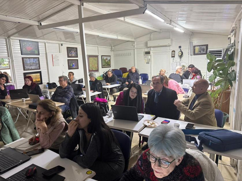 Çankaya muhtarlarına dijital dünya eğitimi