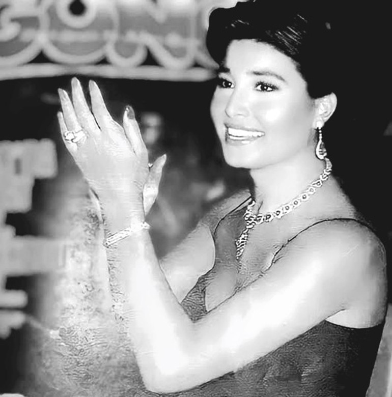Türk müziğinin Diva’sı Bülent Ersoy’un hayatı film oluyor