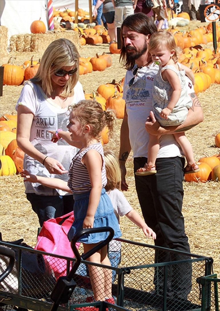 Karısını aldatıp başka bir kadından çocuk yapmıştı… ‘Lütfen beni affet’ diyordu… Aylar sonra yan yana