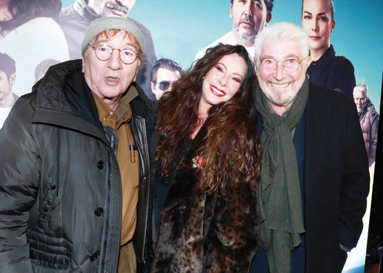 Galaya ünlü akını... Ağlatan aşk