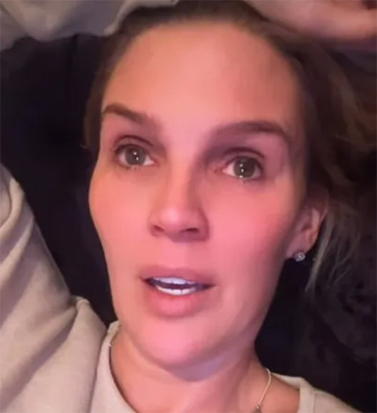 Eski güzellik kraliçesi yaşlı gözlerde duyurdu: Bugün bana kanser teşhisi konuldu