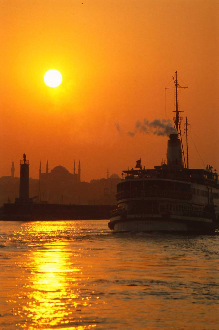 Ahmet Arpad’dan ‘İstanbul ve İnsanları’ fotoğraf sergisi