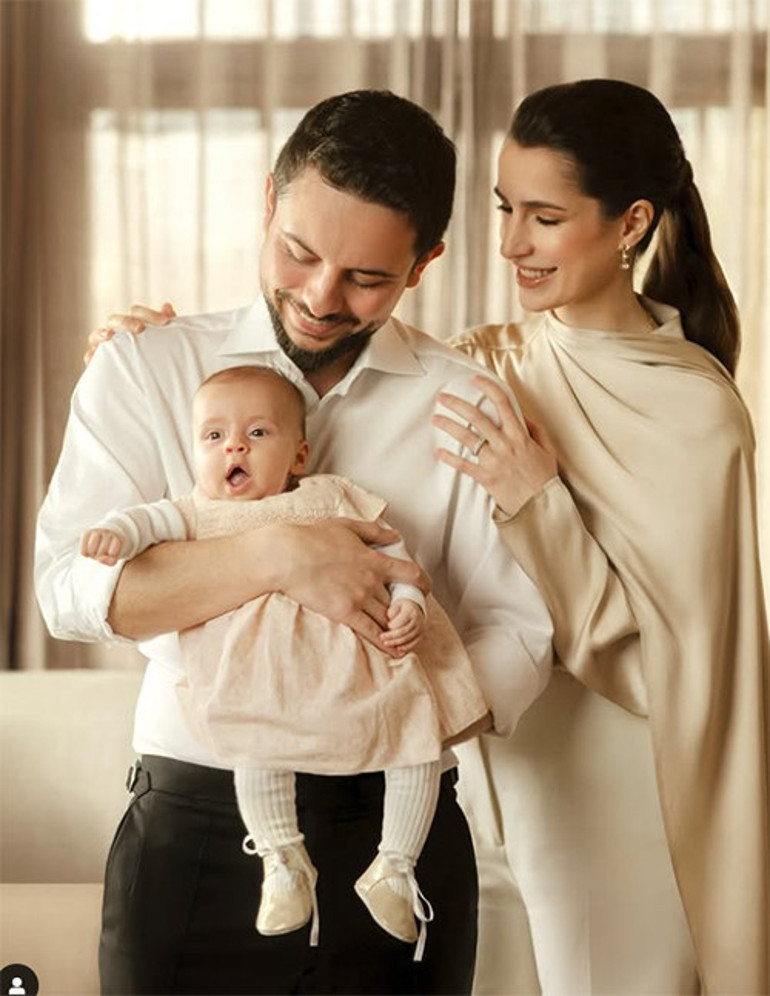 Tüm aile bu mutlu sırrı aylarca sakladı... Kızının hamile olduğunu sekizinci aya kadar kimseye söylememiş