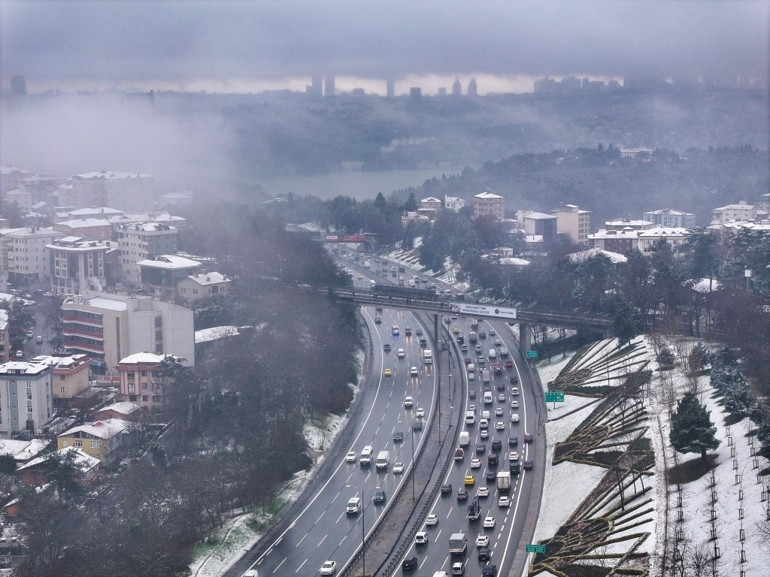 Aşırı soğuklar tüm yurtta geri dönüyor İstanbul’da önce yağmur sonra kar… Meteoroloji’den 7 il için sarı uyarı