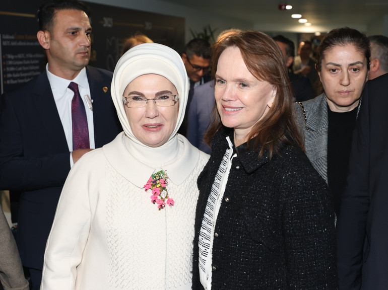 Emine Erdoğan: Kadın girişimcilerimizin başarıları toplumumuzun bütününe yayılan bir dönüşümün öncüsü
