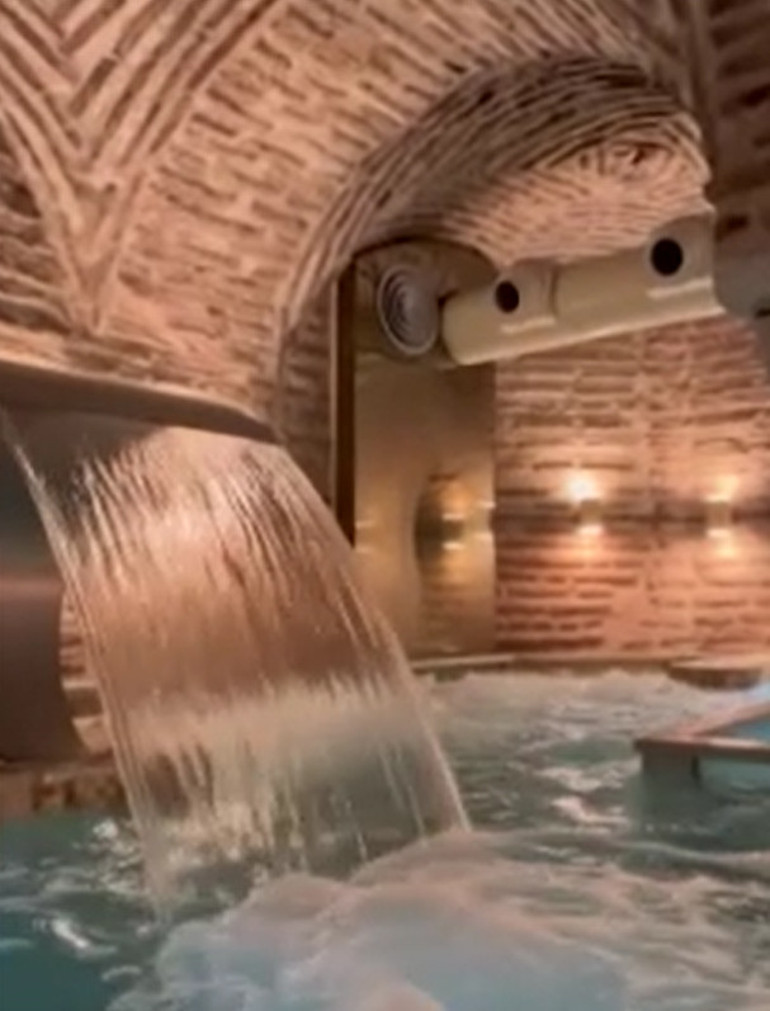 Ayasofya’daki bin 500 yıllık sarnıcı masaj salonu olarak kullanan işletme mühürlendi