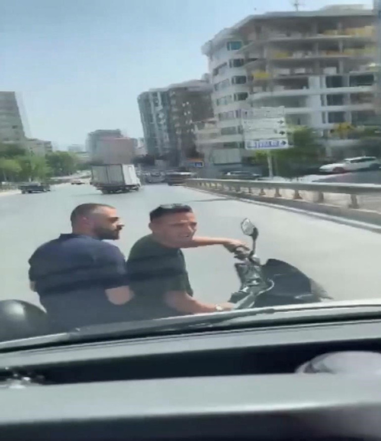 İstanbulda motosikletle ambulansın önünü kesmişlerdi İstenen ceza belli oldu