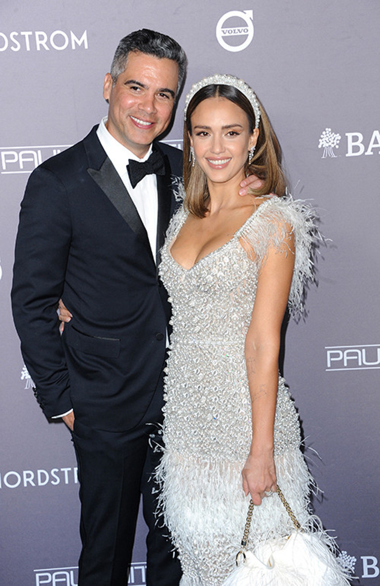 Boşanma avukatına vekaleti verdi, tatile koştu... Bir zamanlar aşk yaşadığı sahillerde şimdi yalnız başına