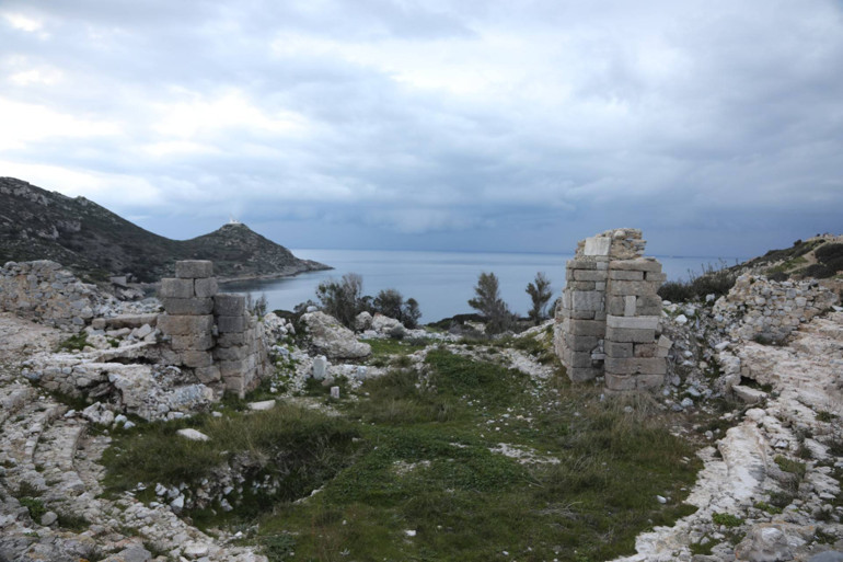 Badem çiçekleri açtı, Datça’da festival coşkusu yaşandı