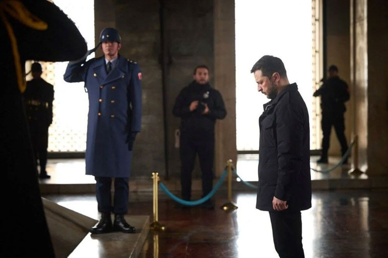 Son dakika... Ankarada kritik zirve Cumhurbaşkanı Erdoğan: Görüşme için ev sahibi oluruz