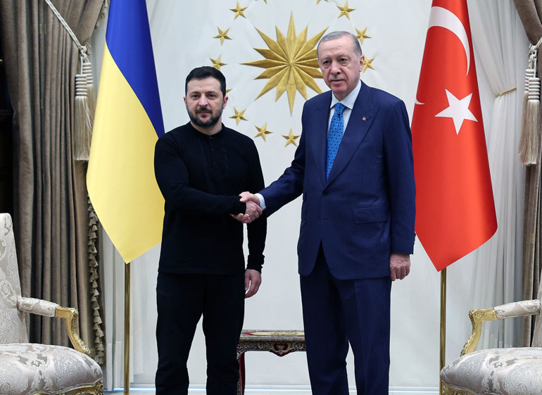 Son dakika... Ankarada kritik zirve Cumhurbaşkanı Erdoğan: Görüşme için ev sahibi oluruz