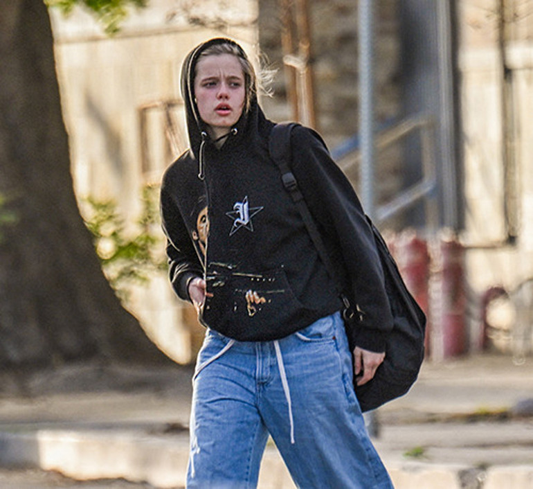 Ne babasının içini yakan özlem umurunda ne annesinin çektikleri... Paşa gönlünün sultanı